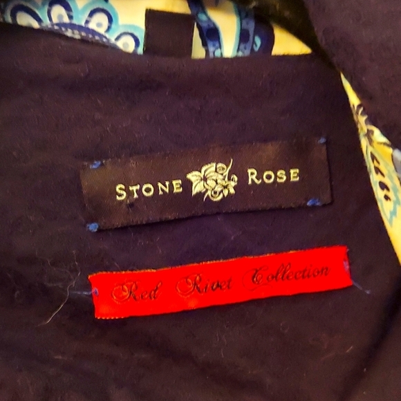 Stone Rose Other - Xl stone rose black button up. Blue paisley detailing.